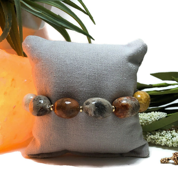 Bold Chrysanthemum Bead Stretch Bracelet