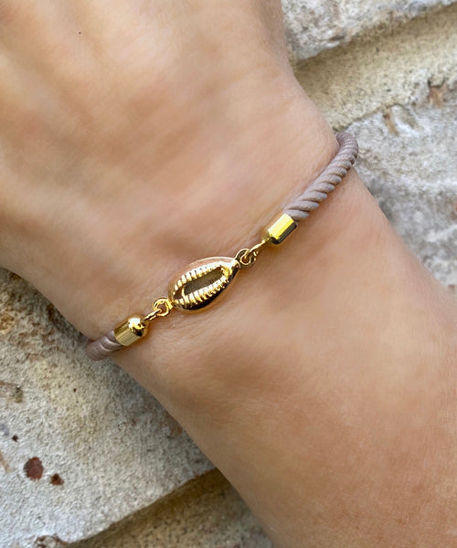 Adjustable Slide Bead Box Chain Gold Cowrie Shell Minimalist Bracelet